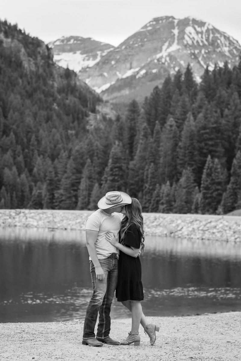 Salt-Lake-City-Photographer-AshleyAustenEngagements-006