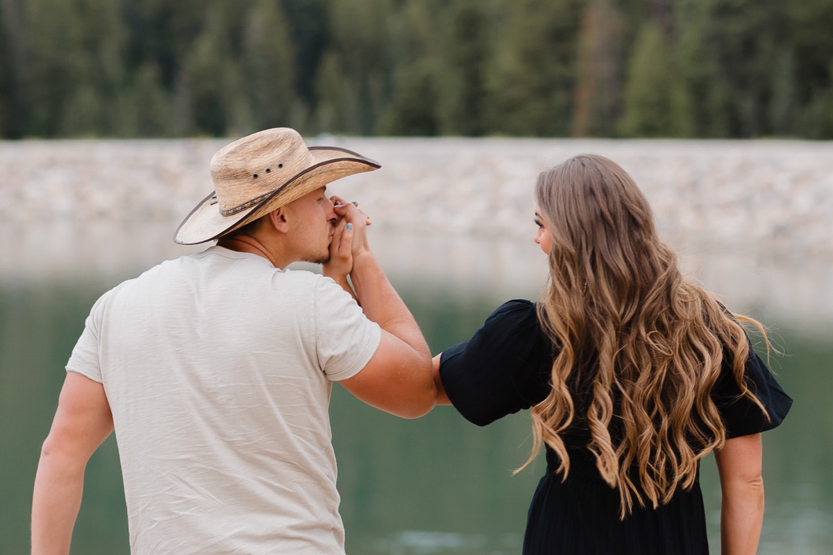 Salt-Lake-City-Photographer-AshleyAustenEngagements-013