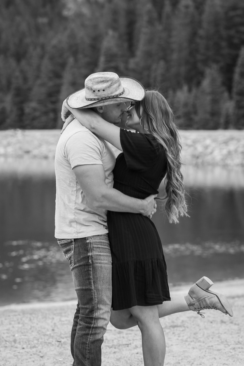 Salt-Lake-City-Photographer-AshleyAustenEngagements-035