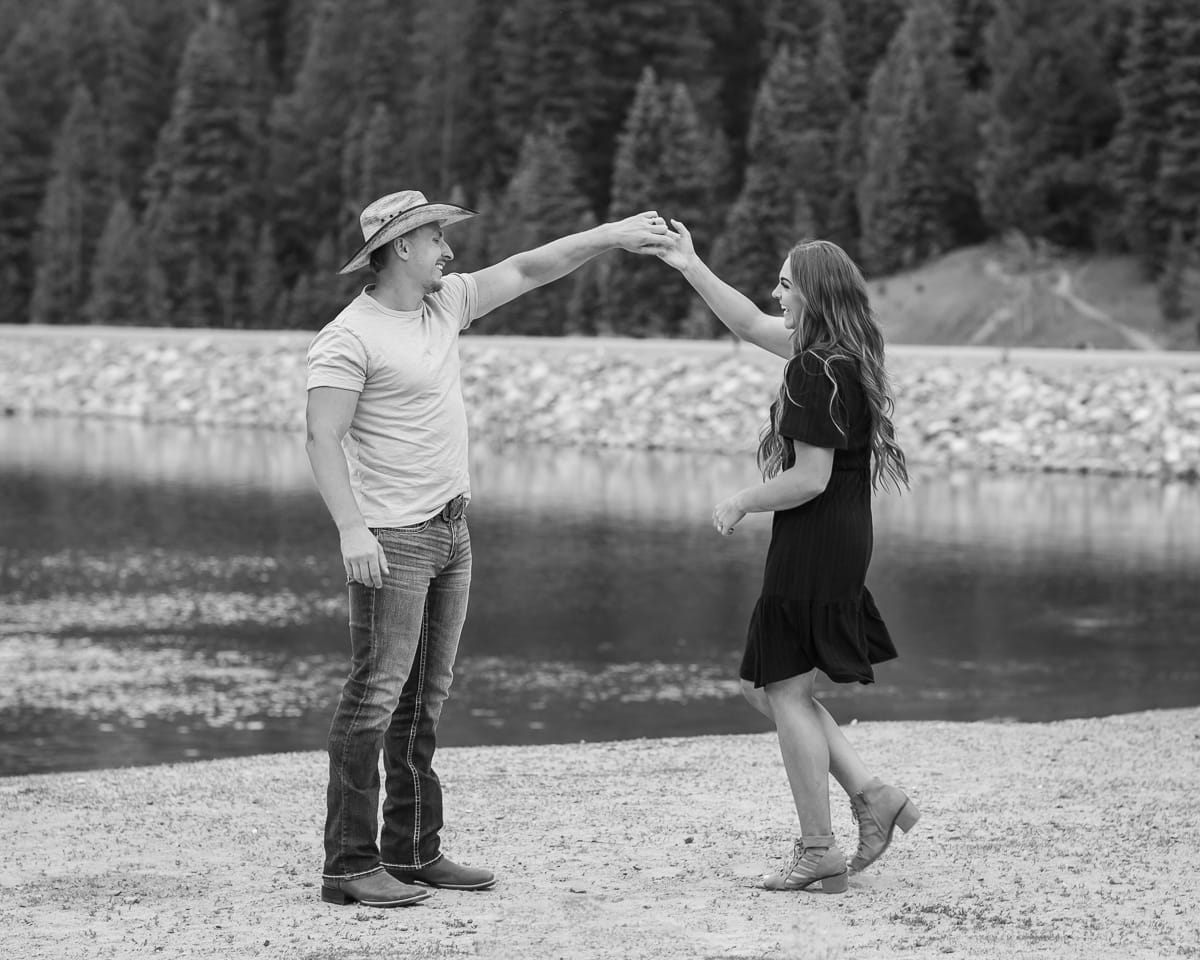 Salt-Lake-City-Photographer-AshleyAustenEngagements-047