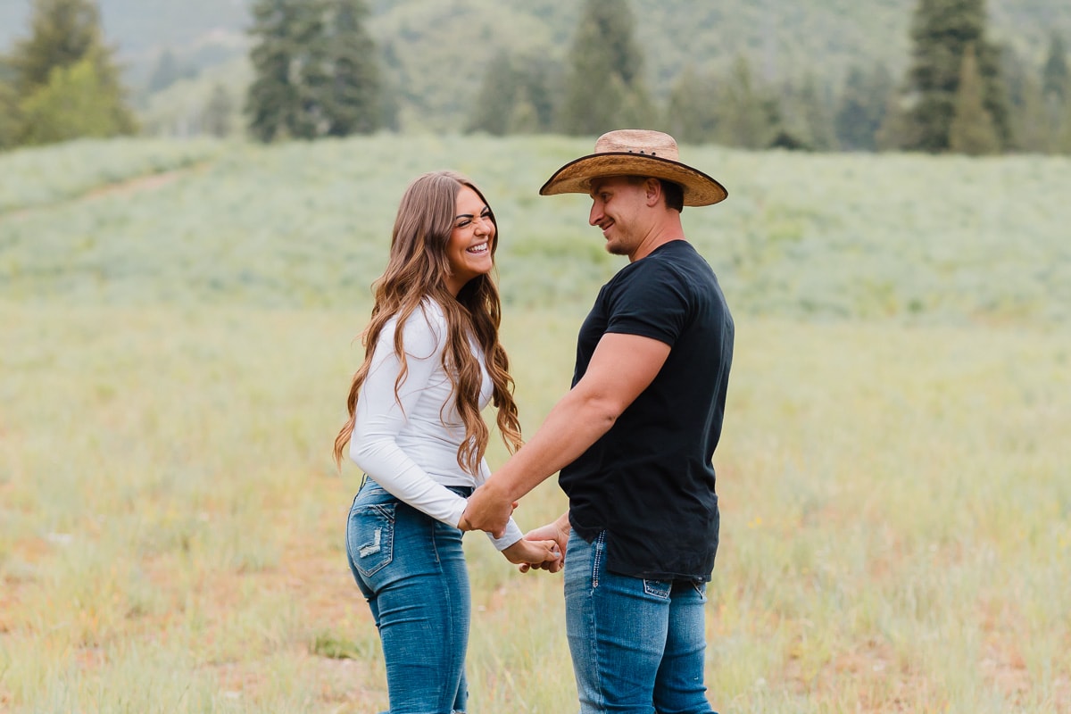 Salt-Lake-City-Photographer-AshleyAustenEngagements-103