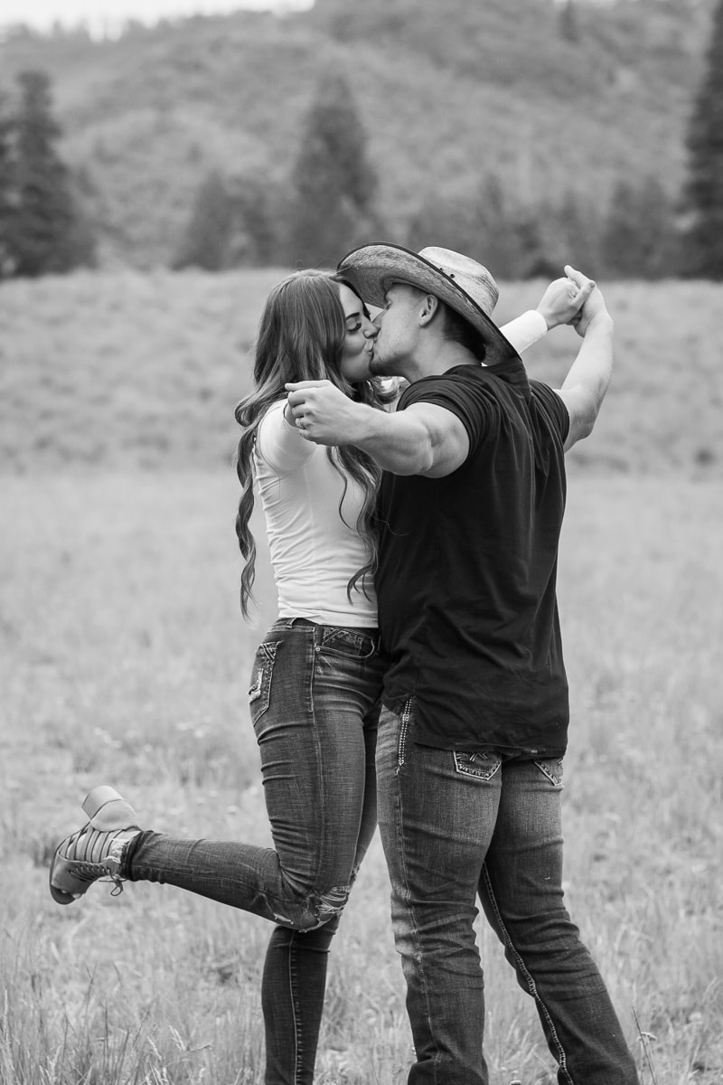 Salt-Lake-City-Photographer-AshleyAustenEngagements-106