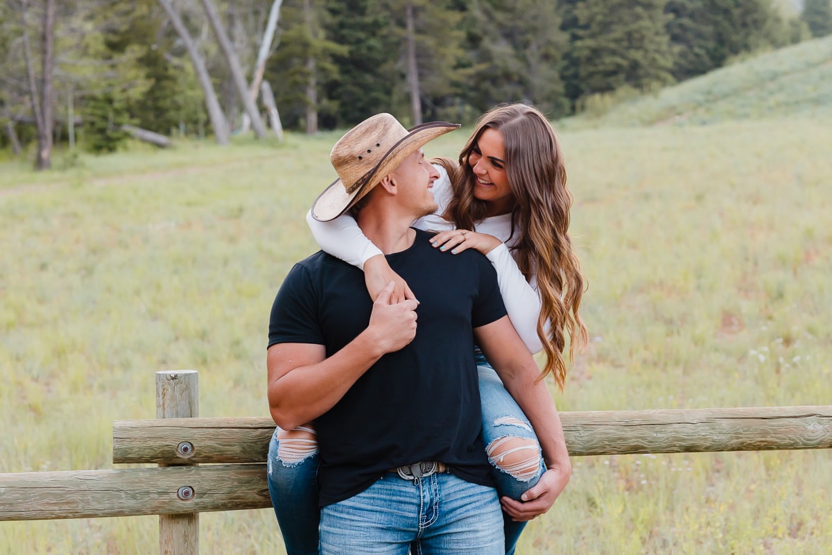 Salt-Lake-City-Photographer-AshleyAustenEngagements-254