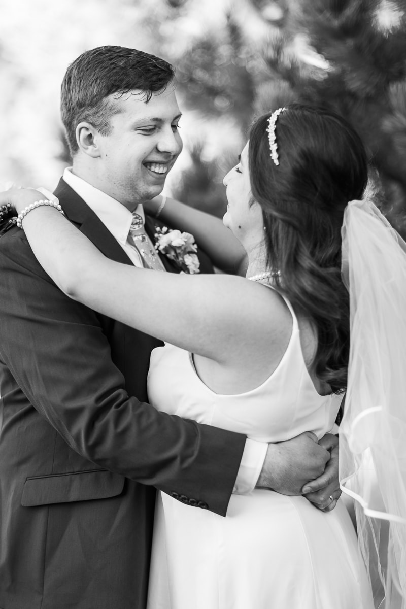 SaltLakeCityPhotographer-TommyBrendaWedding-061