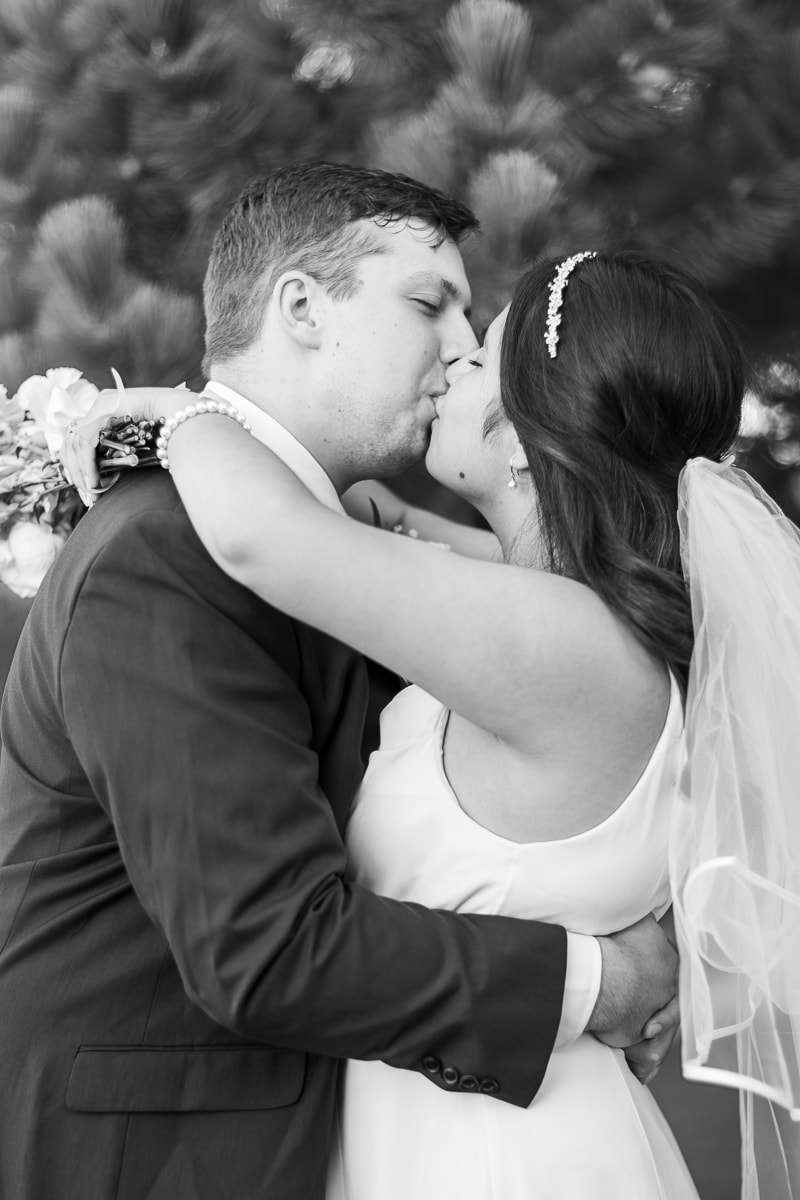 SaltLakeCityPhotographer-TommyBrendaWedding-071