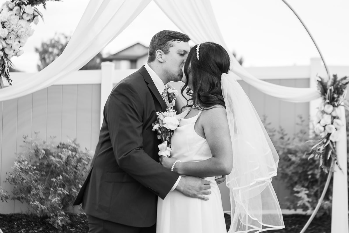 SaltLakeCityPhotographer-TommyBrendaWedding-192