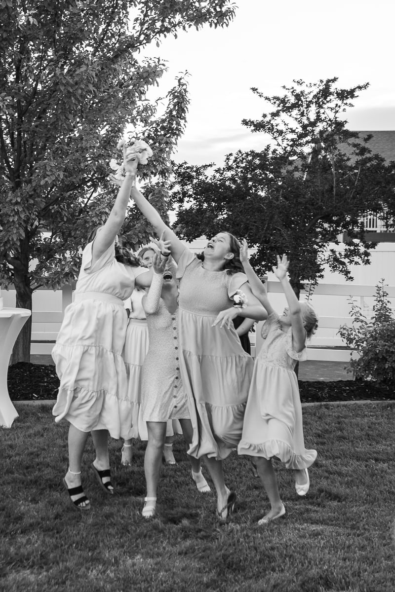 SaltLakeCityPhotographer-TommyBrendaWedding-244