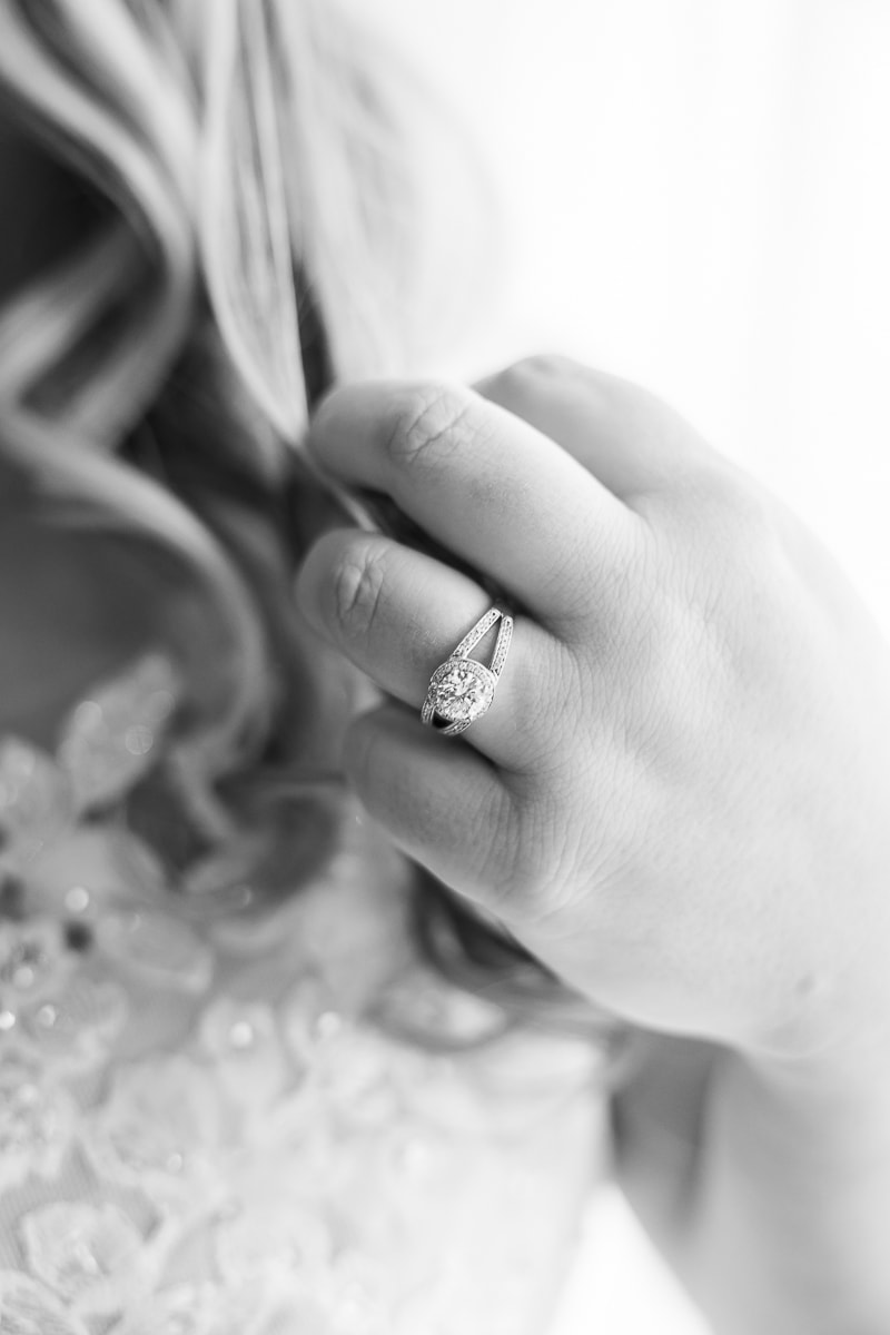 SaltLakeCityPhotographer-CorrieBridals-049