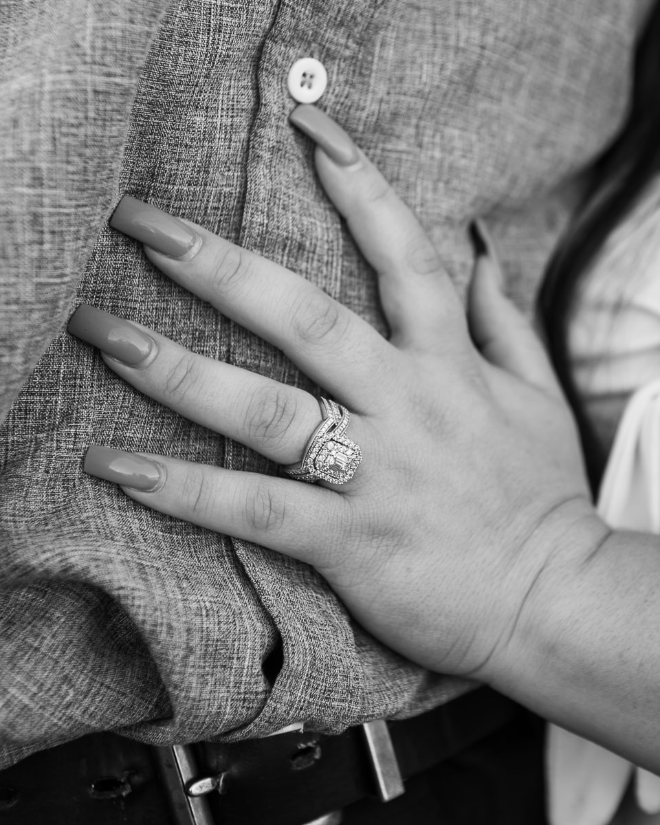 SaltLakeCityPhotographer-DeziraeThomasEngagements-018