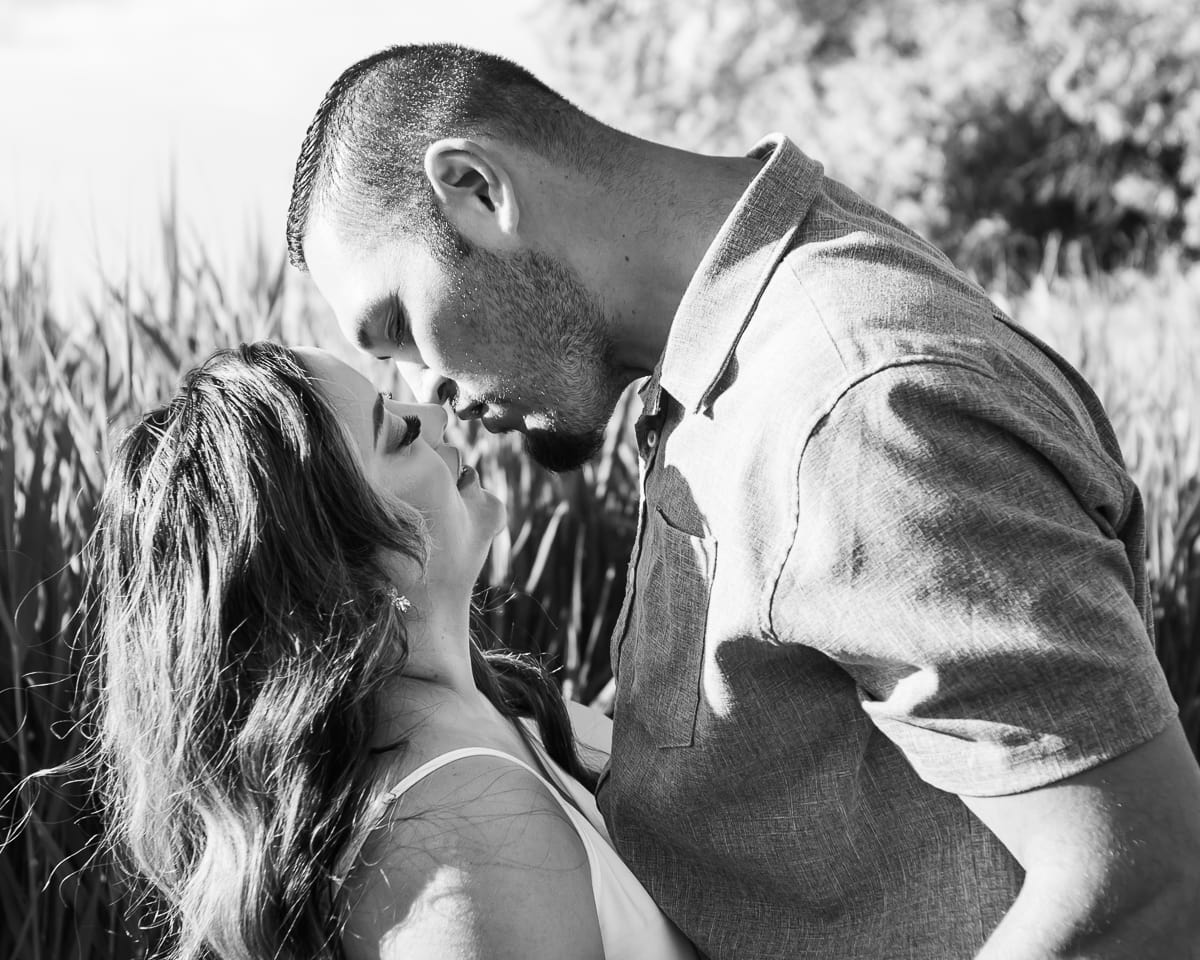 SaltLakeCityPhotographer-DeziraeThomasEngagements-041