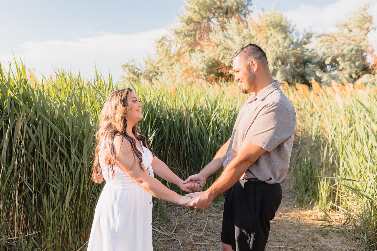 SaltLakeCityPhotographer-DeziraeThomasEngagements-044