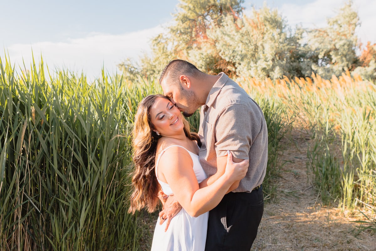 SaltLakeCityPhotographer-DeziraeThomasEngagements-047