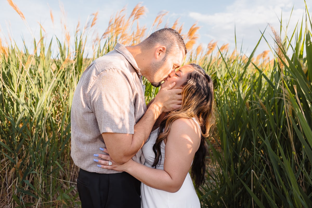 SaltLakeCityPhotographer-DeziraeThomasEngagements-098