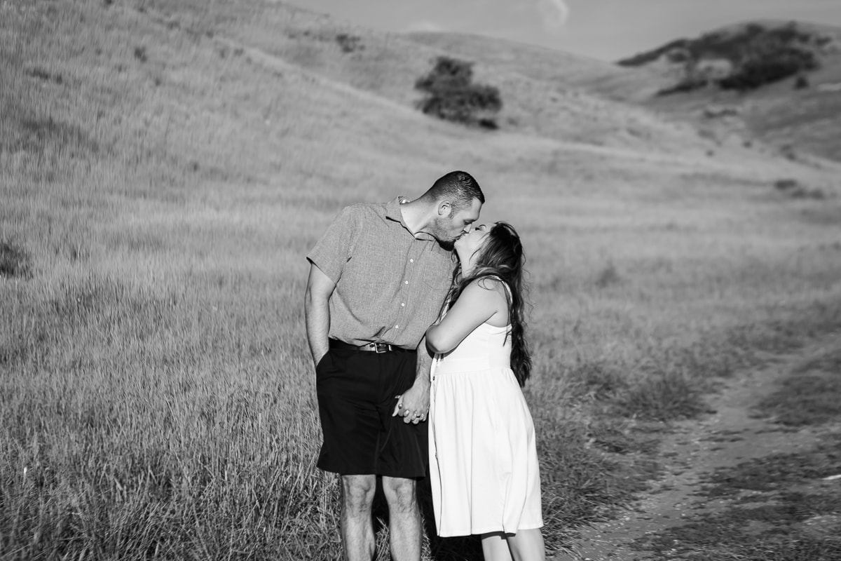 SaltLakeCityPhotographer-DeziraeThomasEngagements-163