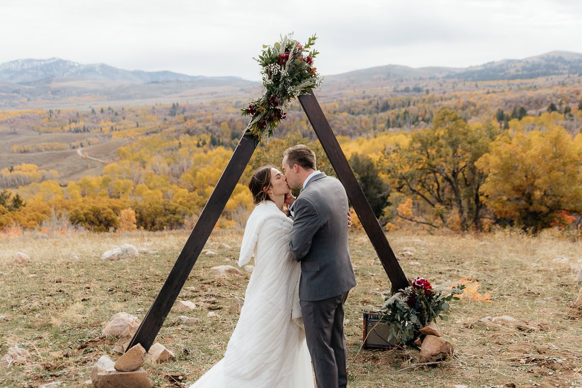 Utah-Mountain-Autumn-Elopement-095