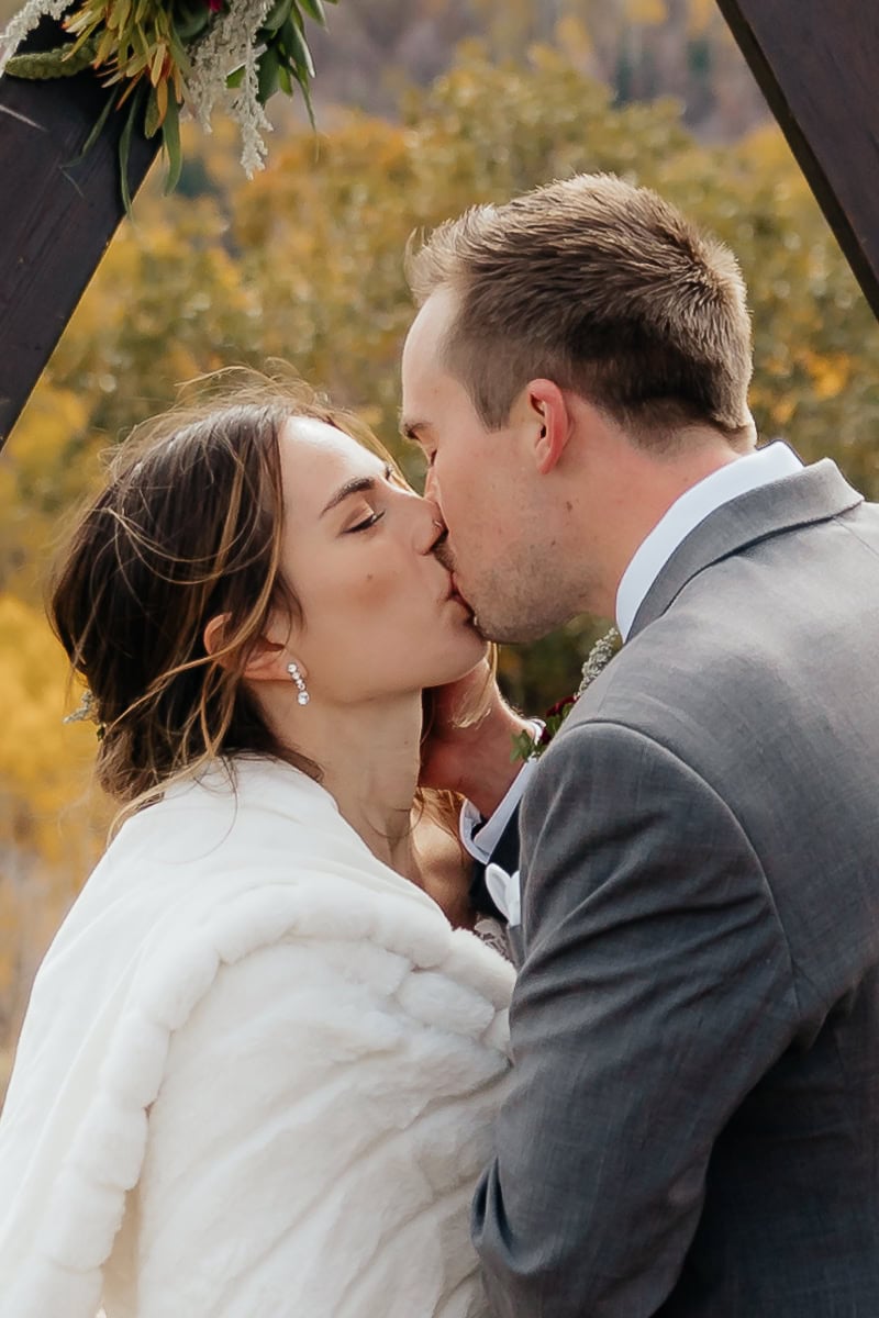 Utah-Mountain-Autumn-Elopement-097