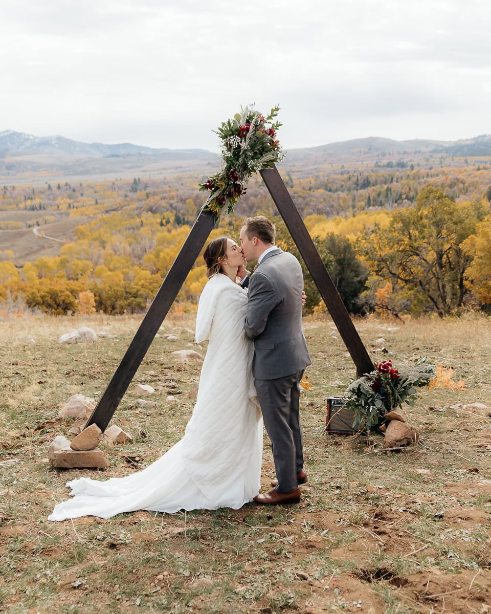 Utah-Mountain-Autumn-Elopement-099